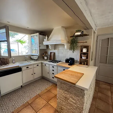 Romane Villa Claira